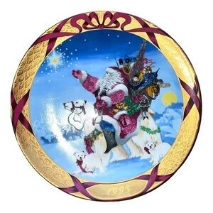 𝅺DECORATIVE plate, Christmas Around the World, 1995, Santa in Greenland, EUC